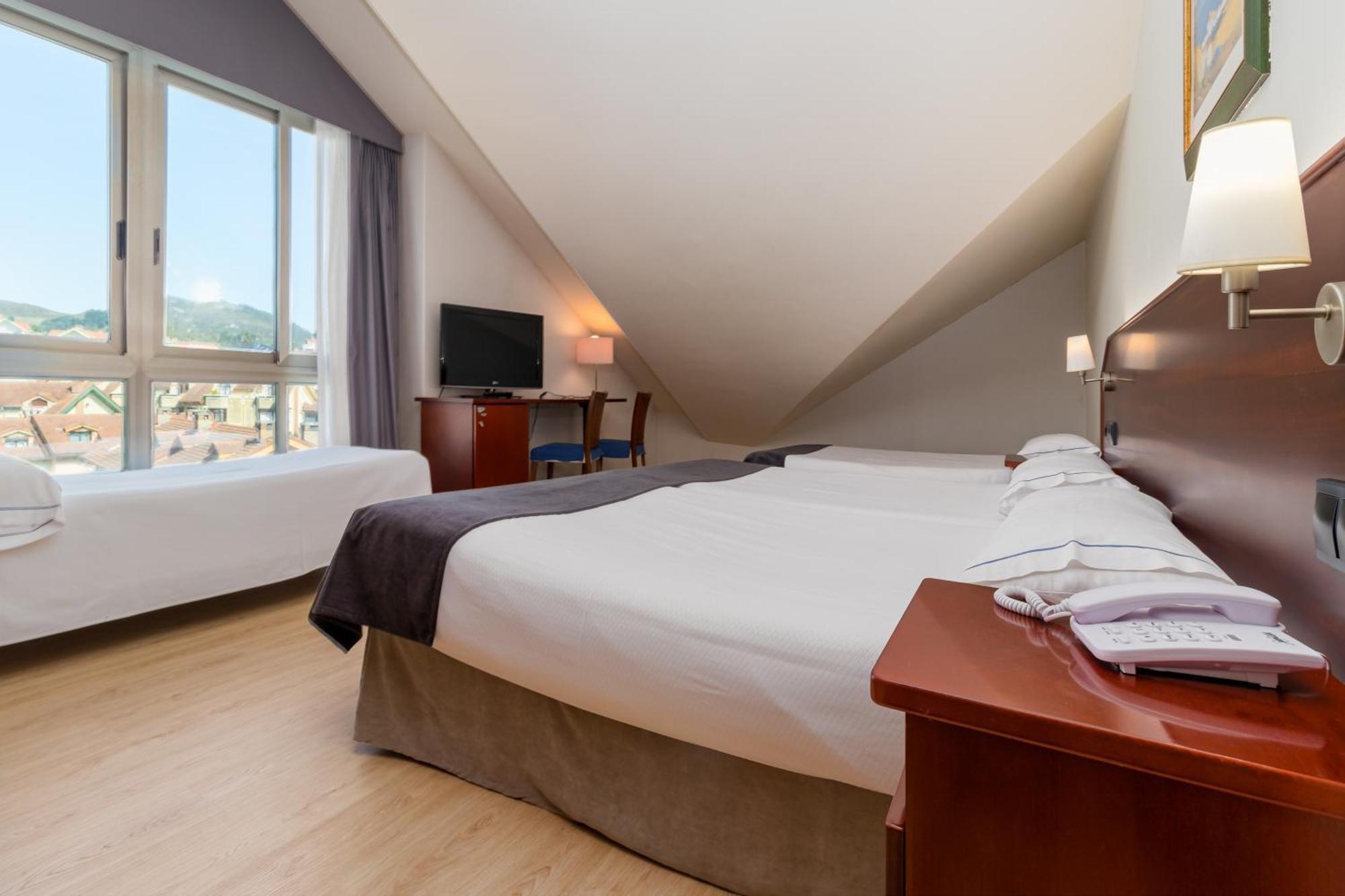 Hotel Milagros Golf Mogro Eksteriør bilde