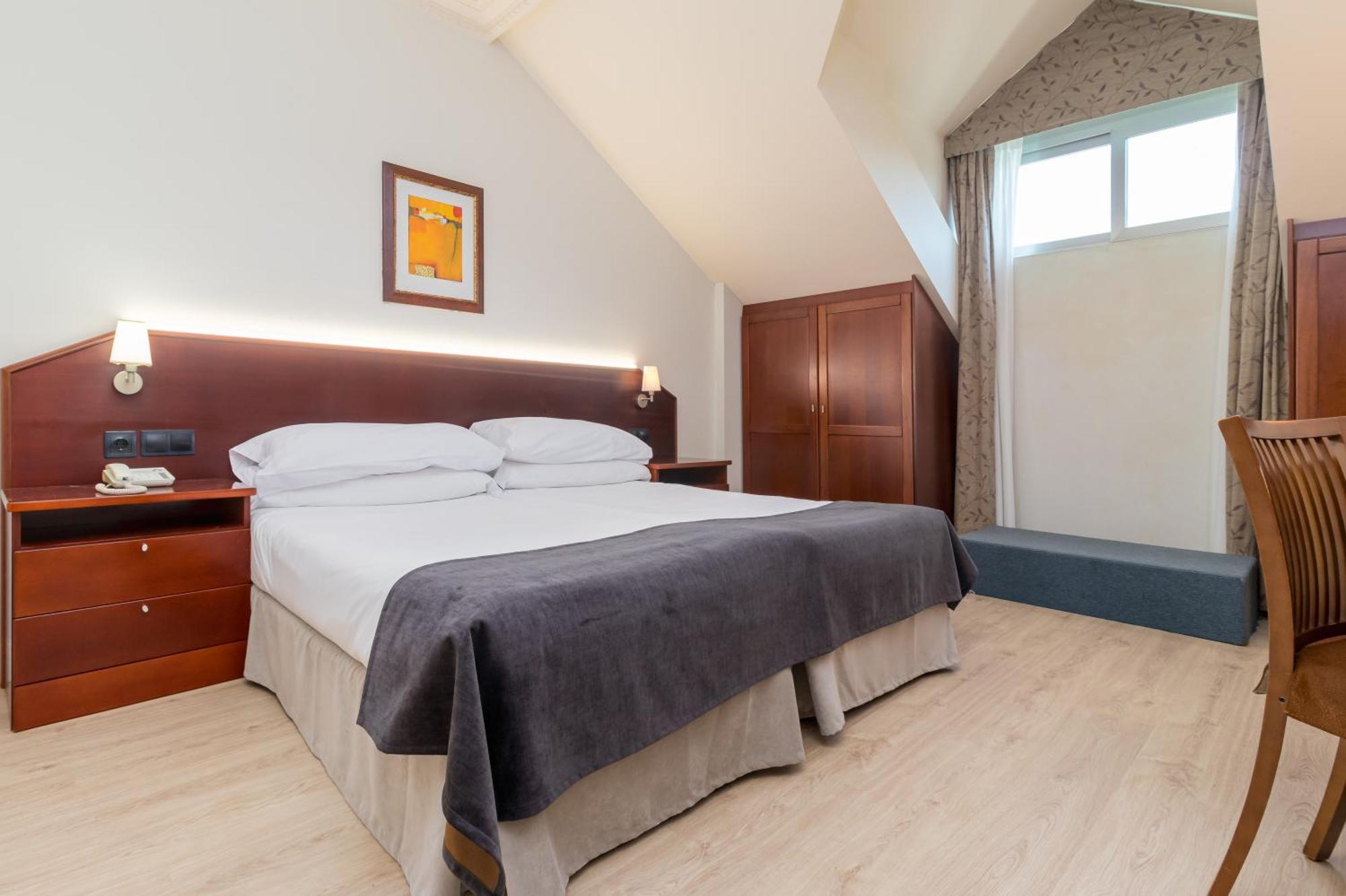 Hotel Milagros Golf Mogro Eksteriør bilde